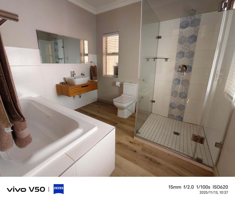 4 Bedroom Property for Sale in Hartenbos Heuwels Western Cape